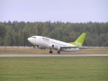 Boeing 737-548